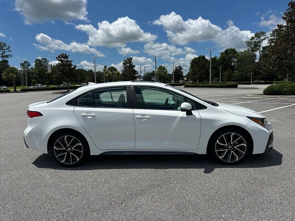 Used 2022 White Toyota SE image 6