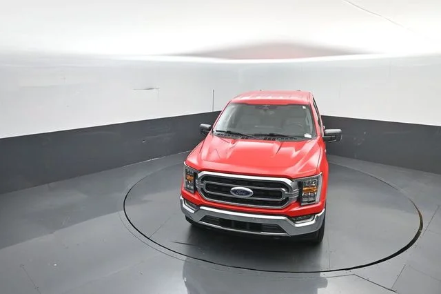 Used 2023 Race Red Ford XLT image 22