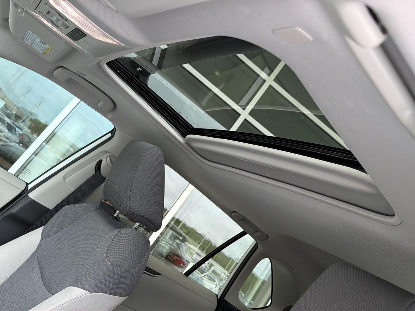 Used 2024 Ice Cap Toyota XLE image 32