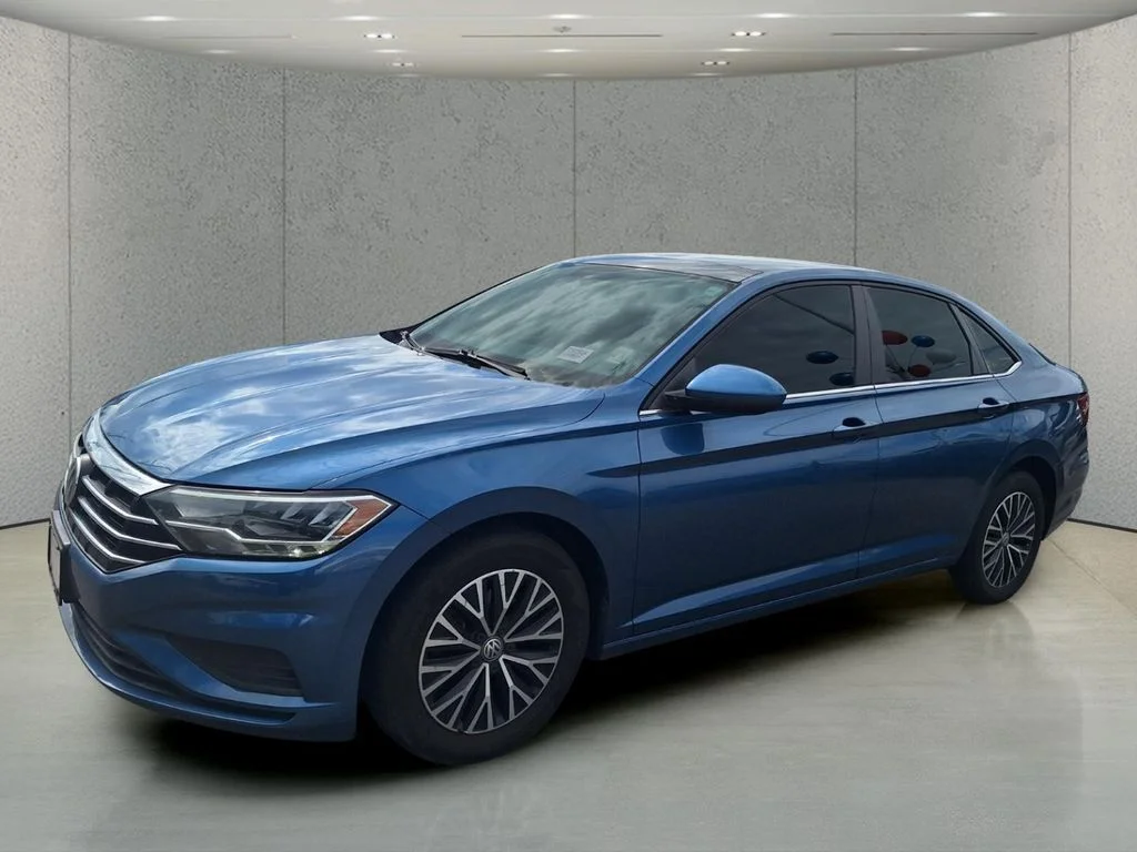 Used 2019  Volkswagen  image 8