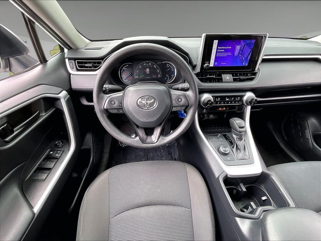 Used 2025 Ice Toyota LE image 16