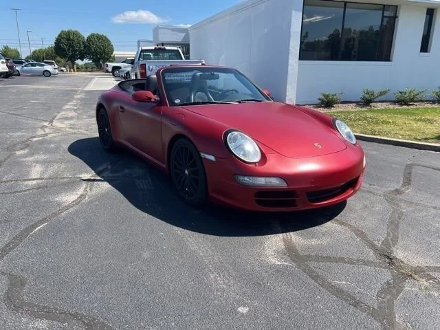 2006 Porsche 911 Carrera 4 Cabriolet's photo