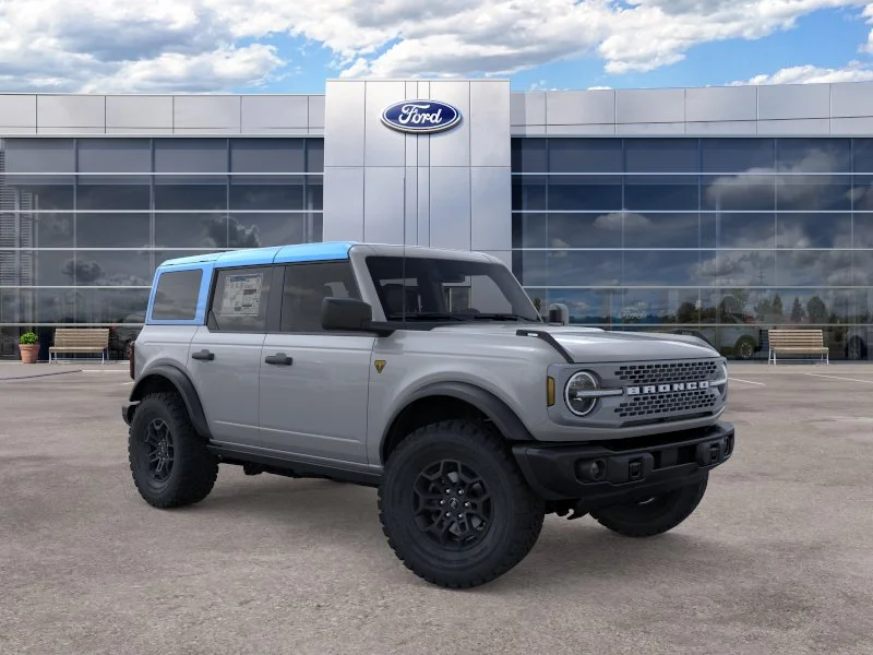 New 2026 Avalanche Gray Ford Badlands image 32