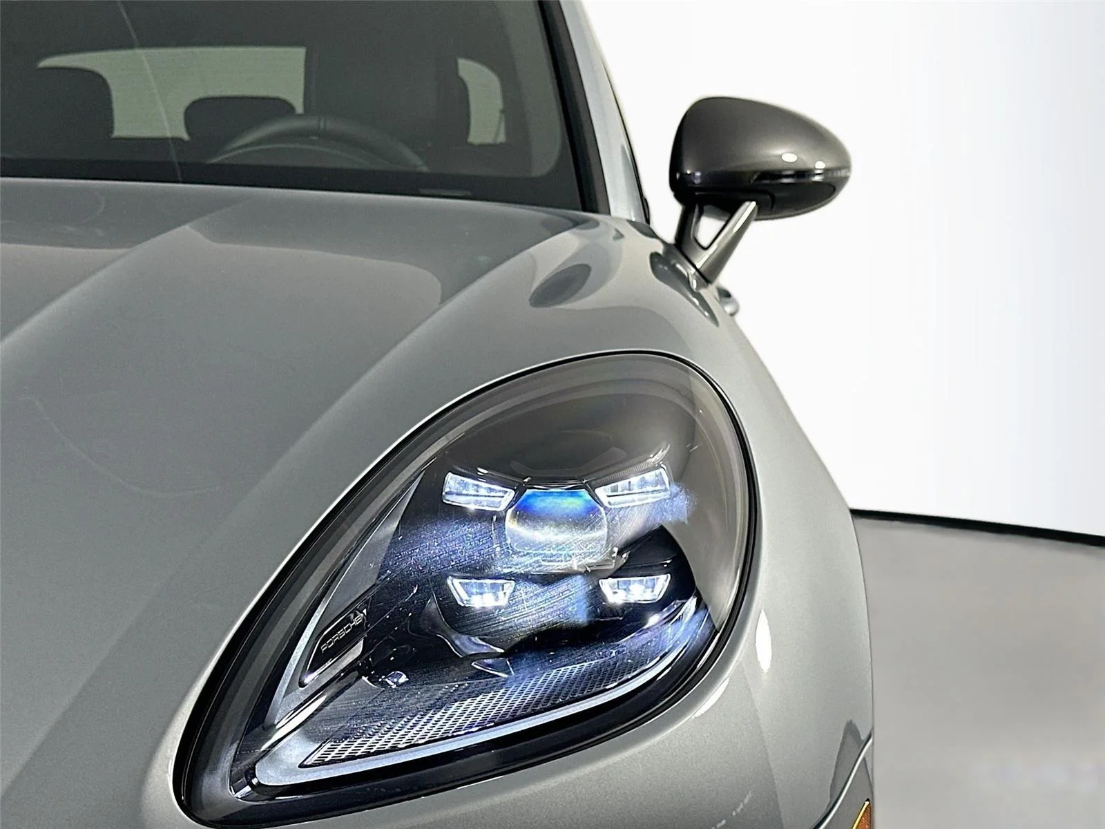 New 2026 Dolomite Silver Metallic Porsche T image 15