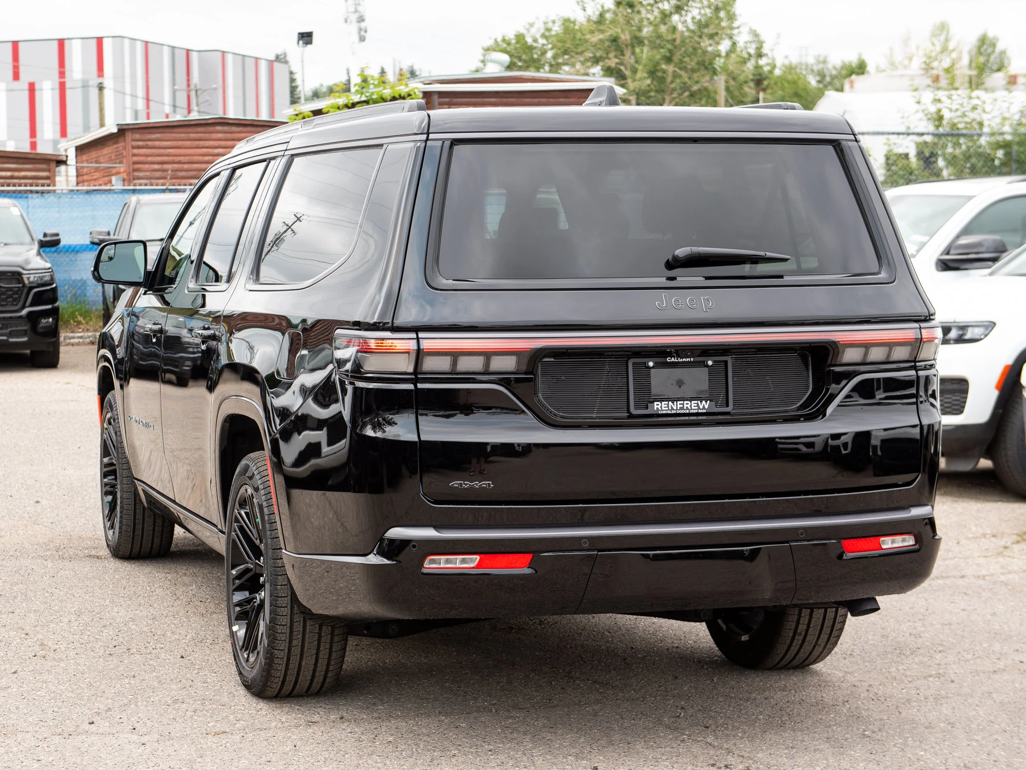 New 2026 Black Jeep Limited Reserve* image 5