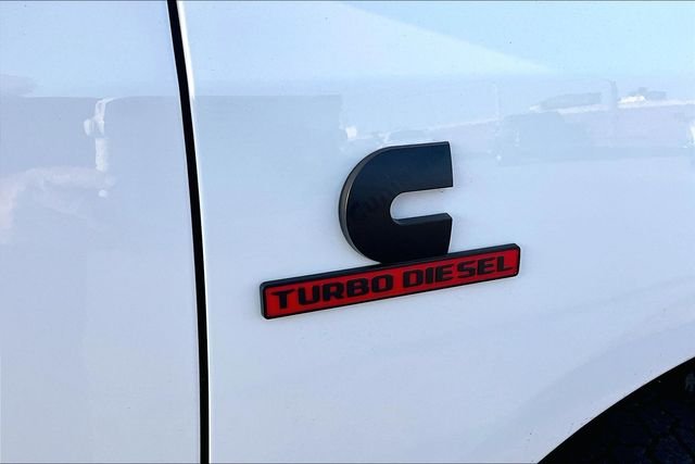 Used 2024 White Ram Laramie image 29