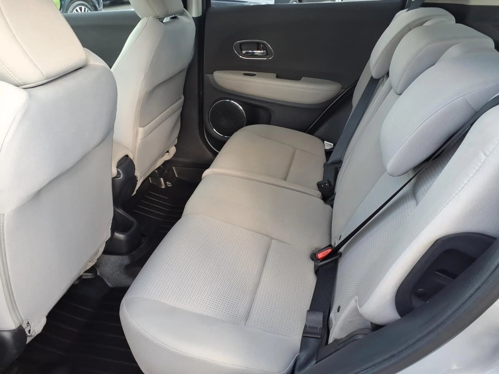 2021 Honda HR-V EX - Photo 6