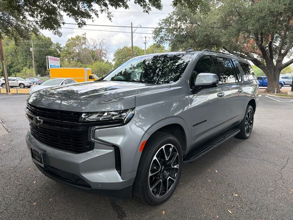 Used 2023 Gray Chevrolet RST image 3
