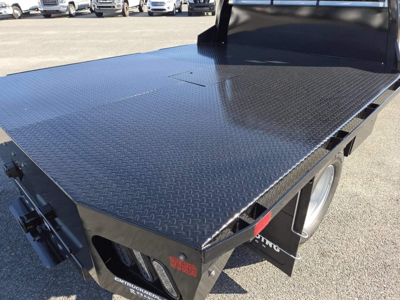 2026 GMC Sierra 3500 Chassis Cab Pro - Photo 23