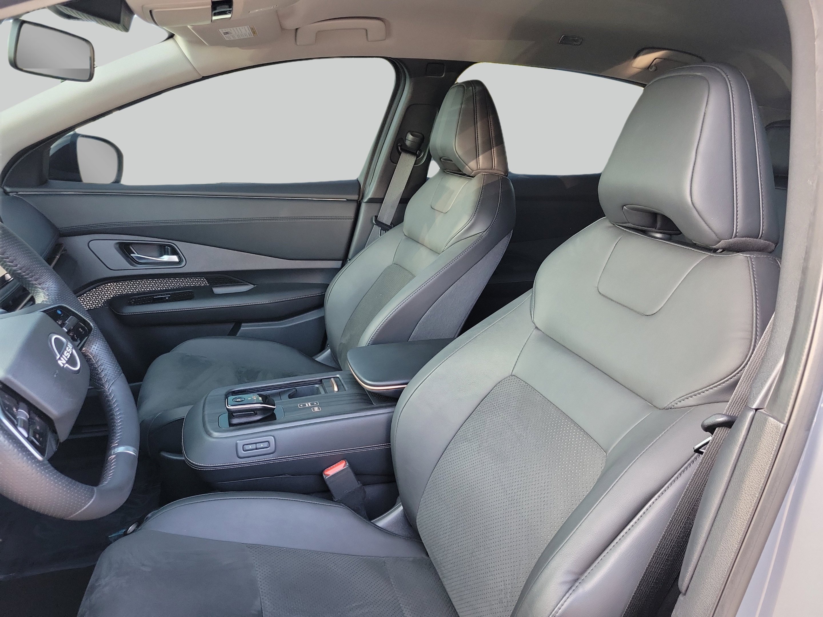 Used 2024 Boulder Gray Pearl Nissan ENGAGE+ e-4ORCE image 23