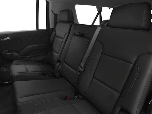 Used 2017 Iridescent Pearl Tricoat Chevrolet LT 1500 image 18