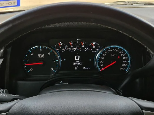 Used 2019 Silver Chevrolet Premier image 26