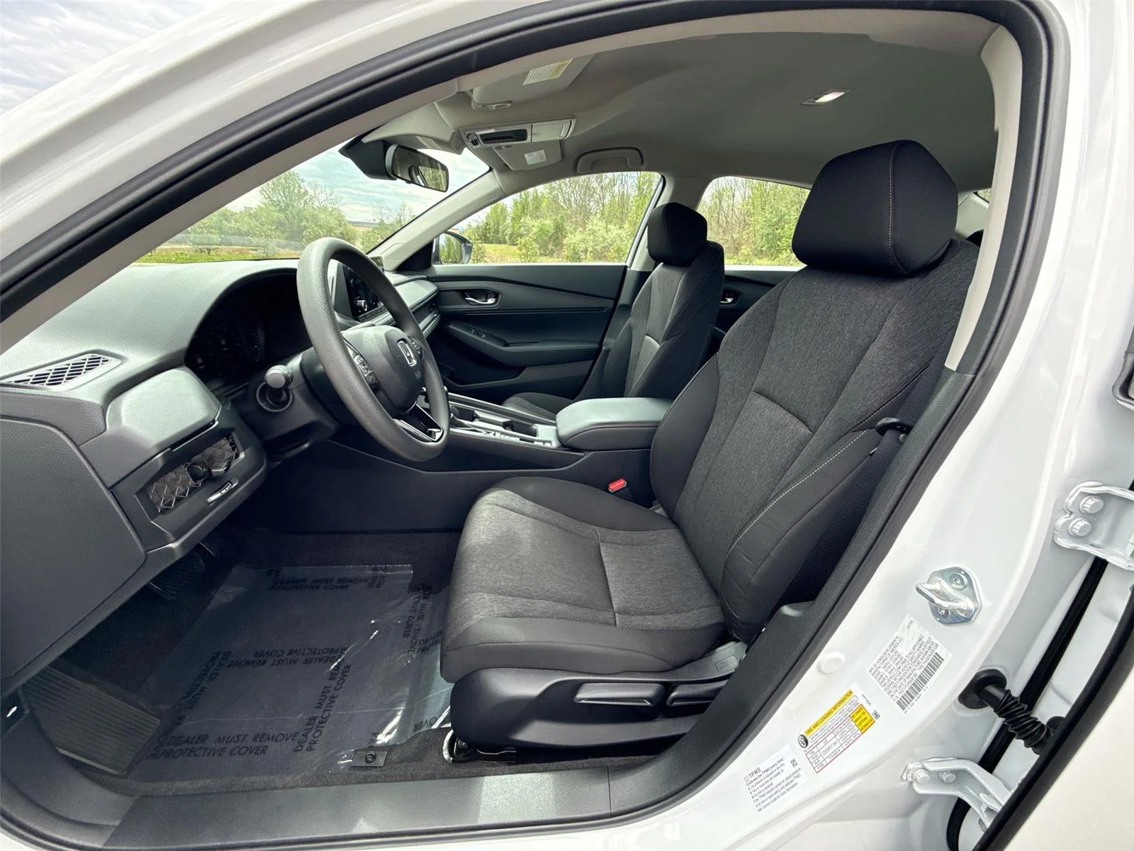 2025 Honda Accord LX - Photo 13