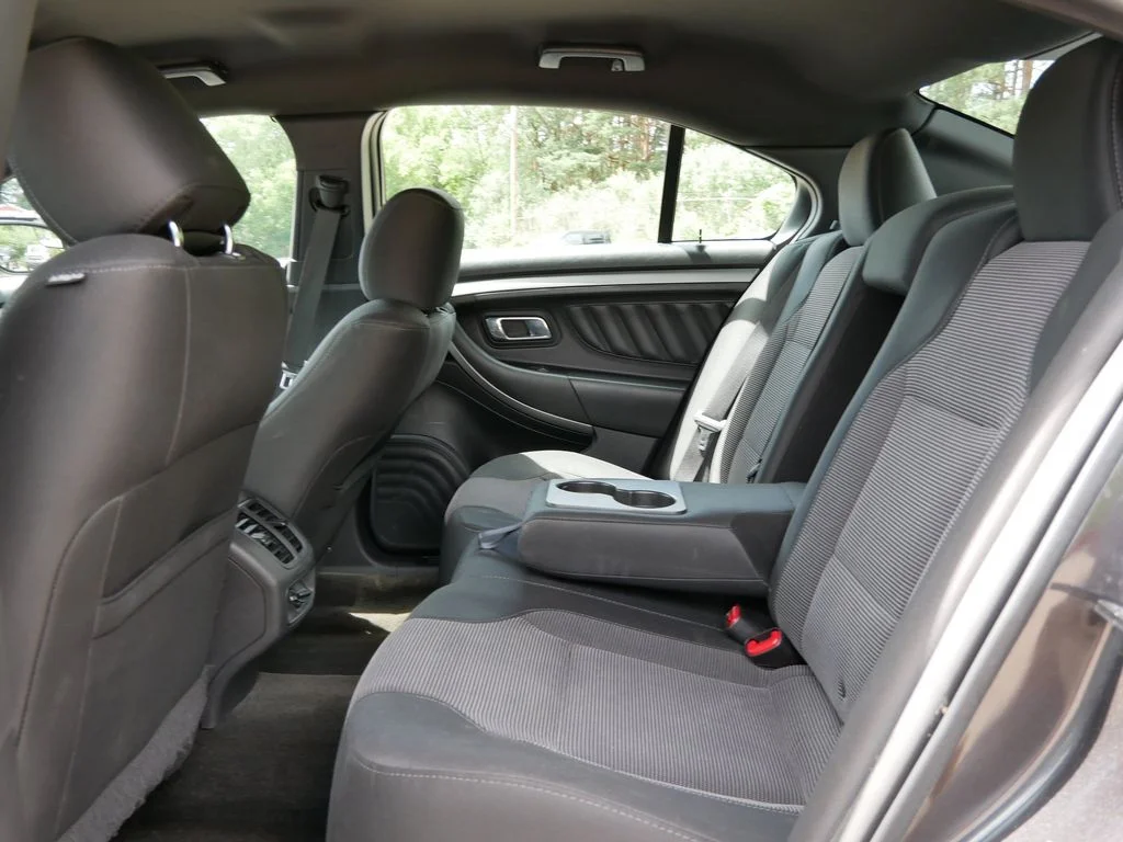 Used 2015  Ford SEL image 11