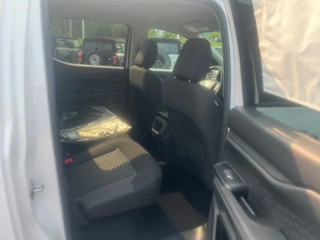 New 2026 Oxford White Ford XLT image 18