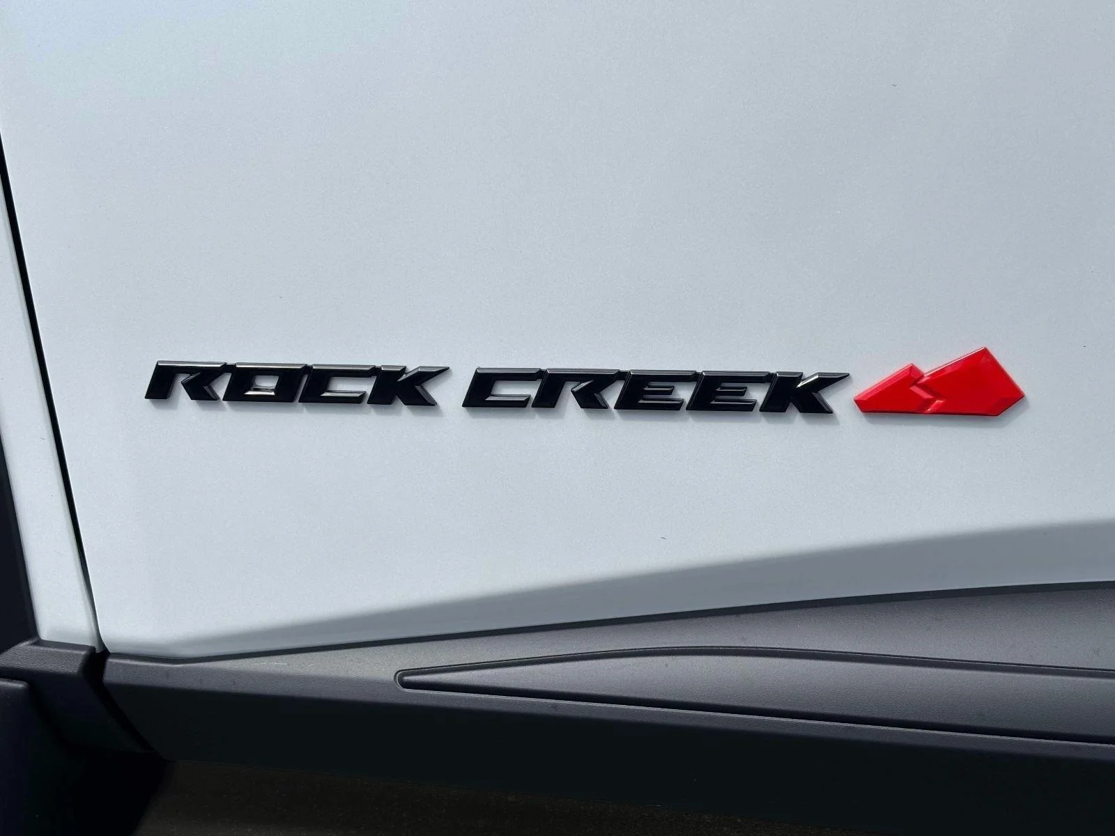 New 2026 Everest White Pearl TriCoat Nissan Rock Creek® image 13
