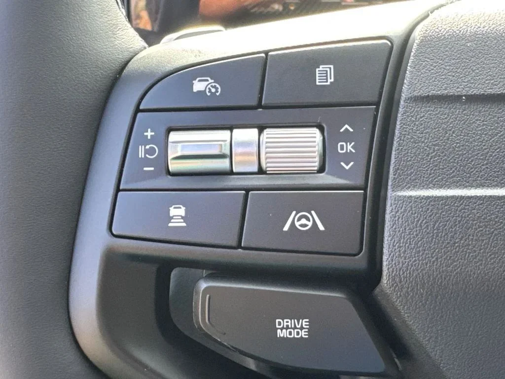 New 2026 Black Kia EX image 25