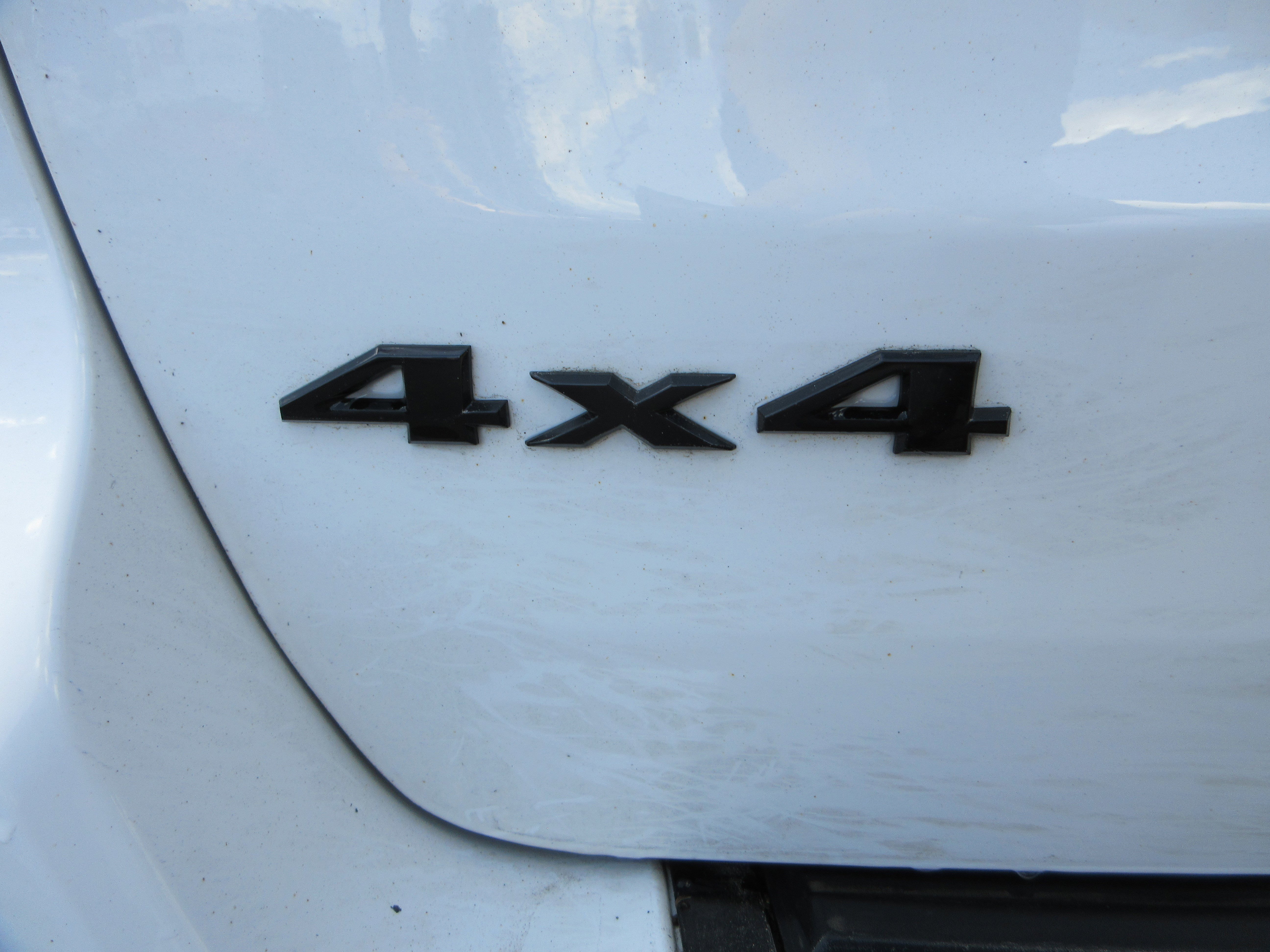 Used 2017 Bright White Clearcoat Jeep Altitude image 8