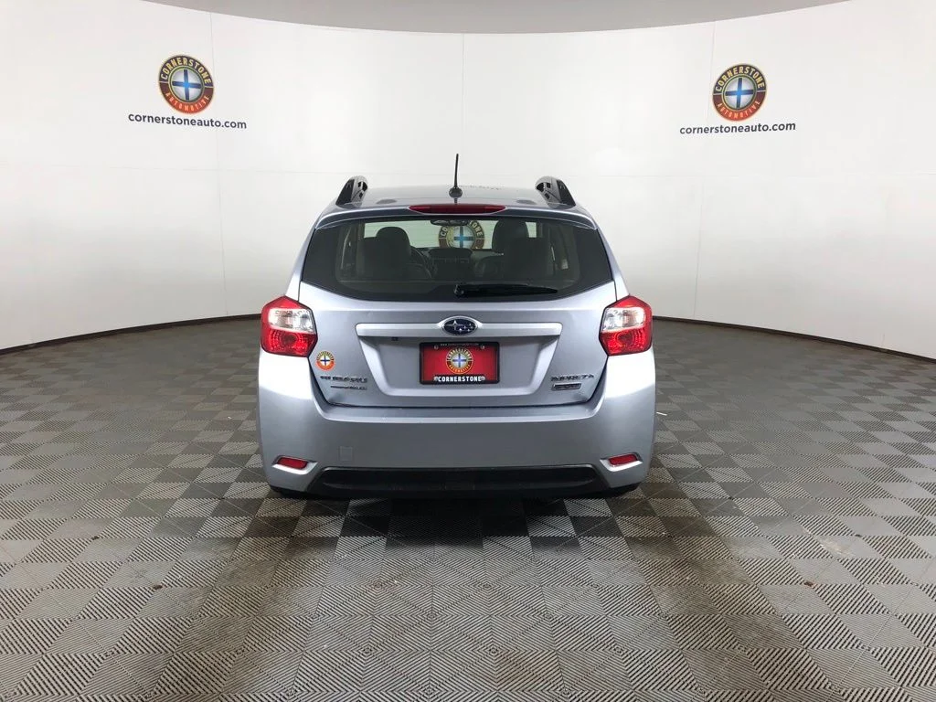 Used 2015 Silver Subaru 2.0i Sport Limited image 23