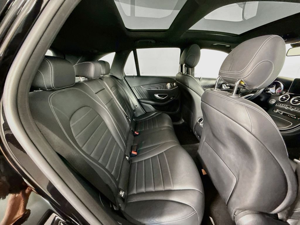 Used 2018 Black Mercedes-Benz GLC 300 image 27