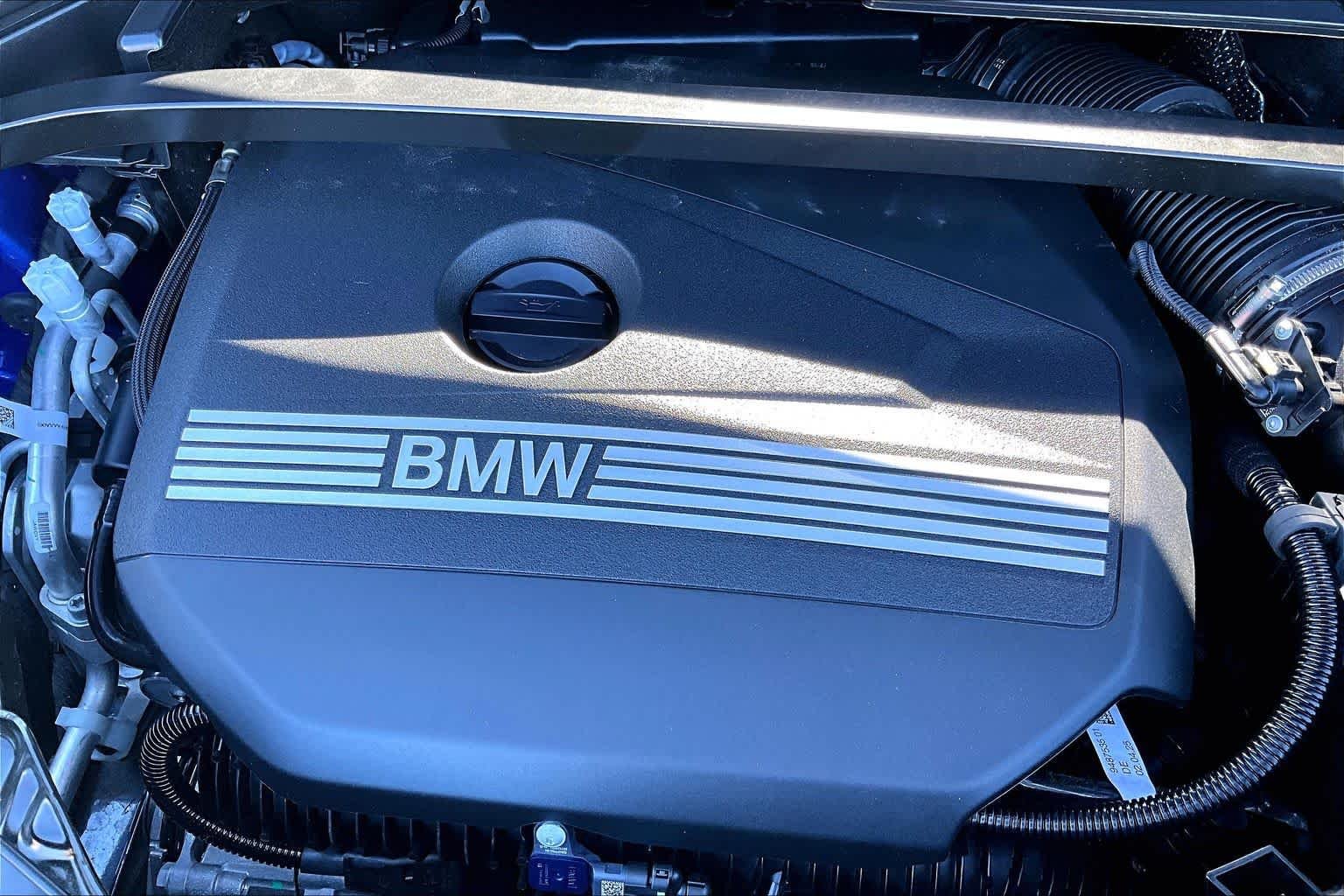 New 2025 Portimao Blue Metallic BMW xDrive28i image 17