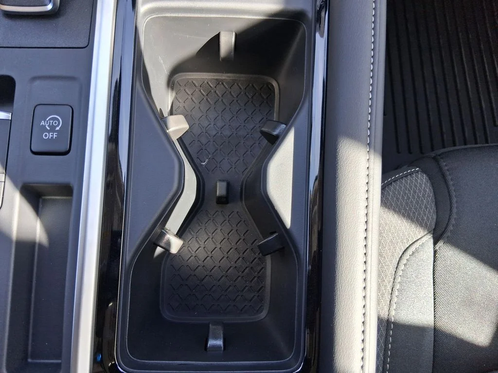 2026 Nissan Pathfinder SV - Photo 22