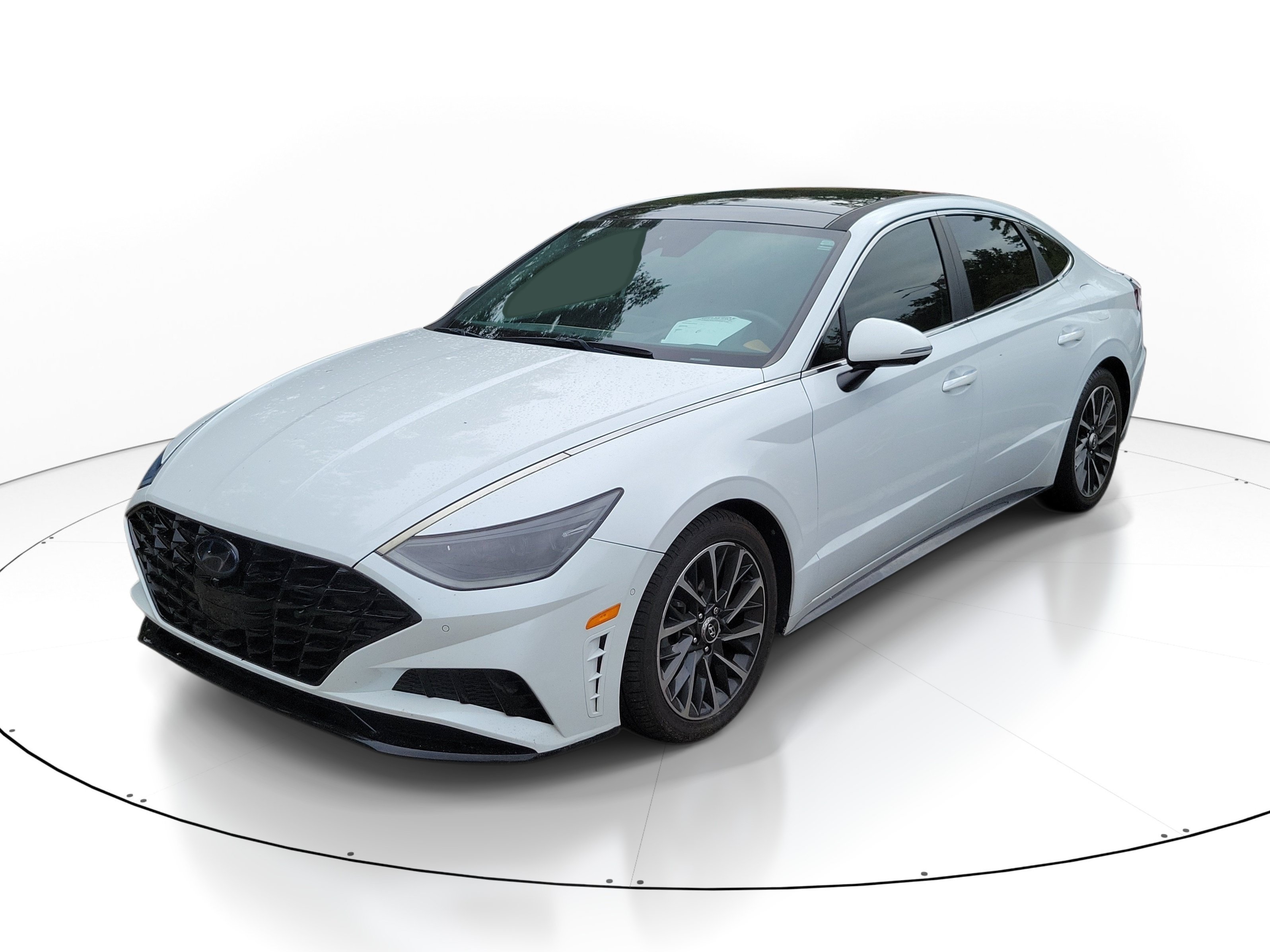 Used 2021 Quartz White Hyundai Limited image 4