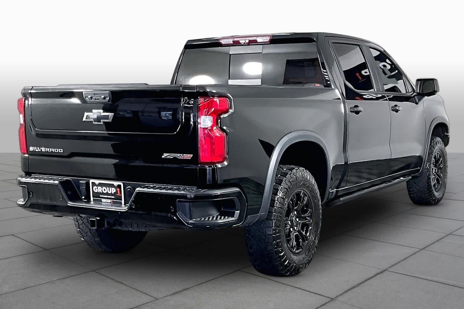Used 2022 Black Chevrolet ZR2 image 13