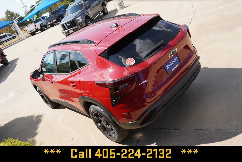 2026 Chevrolet Trax LT - Photo 12