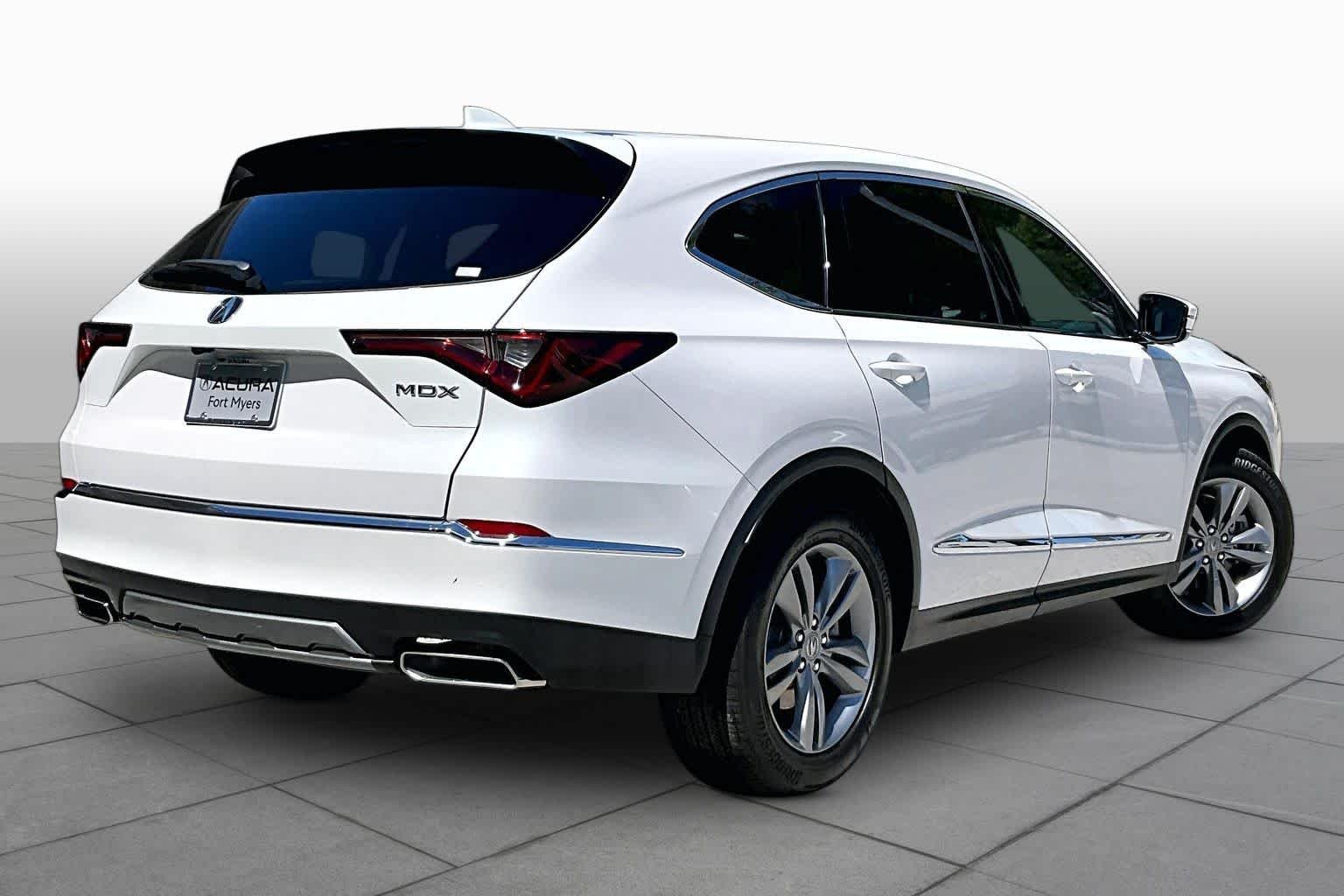 Used 2026 Platinum White Pearl Acura  image 13