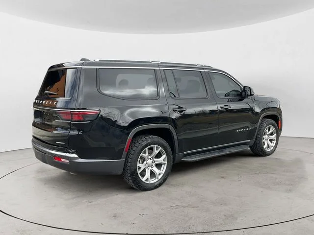 Used 2022 Diamond Black Jeep Series II image 5