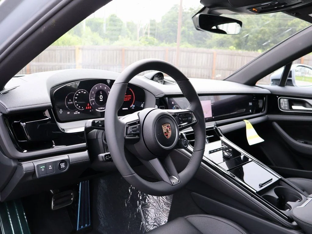 Used 2025 Dolomite Silver Metallic Porsche 4 image 4