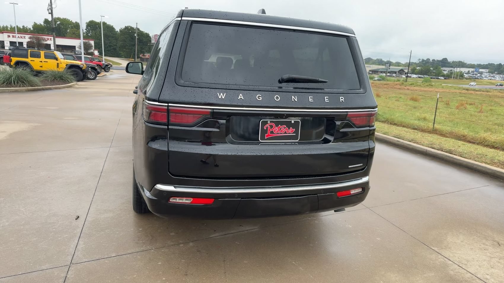 Used 2024 Diamond Black Crystal Pearlcoat Jeep Series II image 8