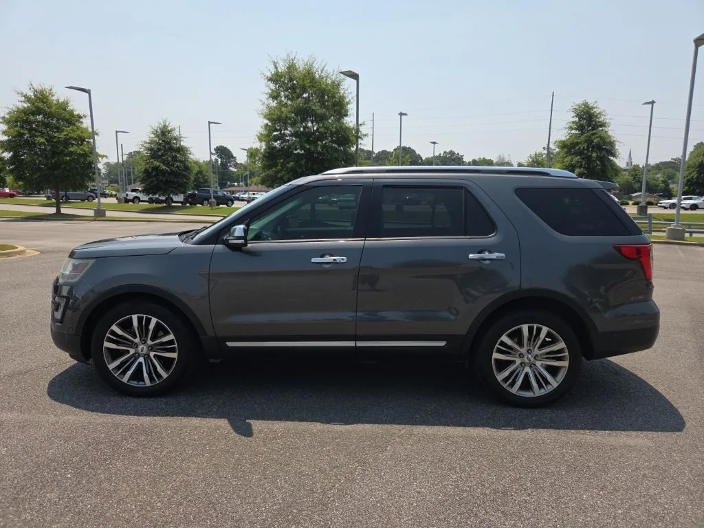 Used 2016 Gray Ford Platinum image 6