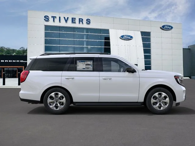 New 2027 Star White Metallic Tri-Coat Ford Active image 8
