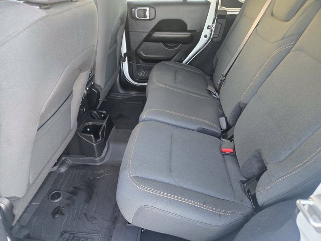 Used 2024 White Jeep Sahara image 12