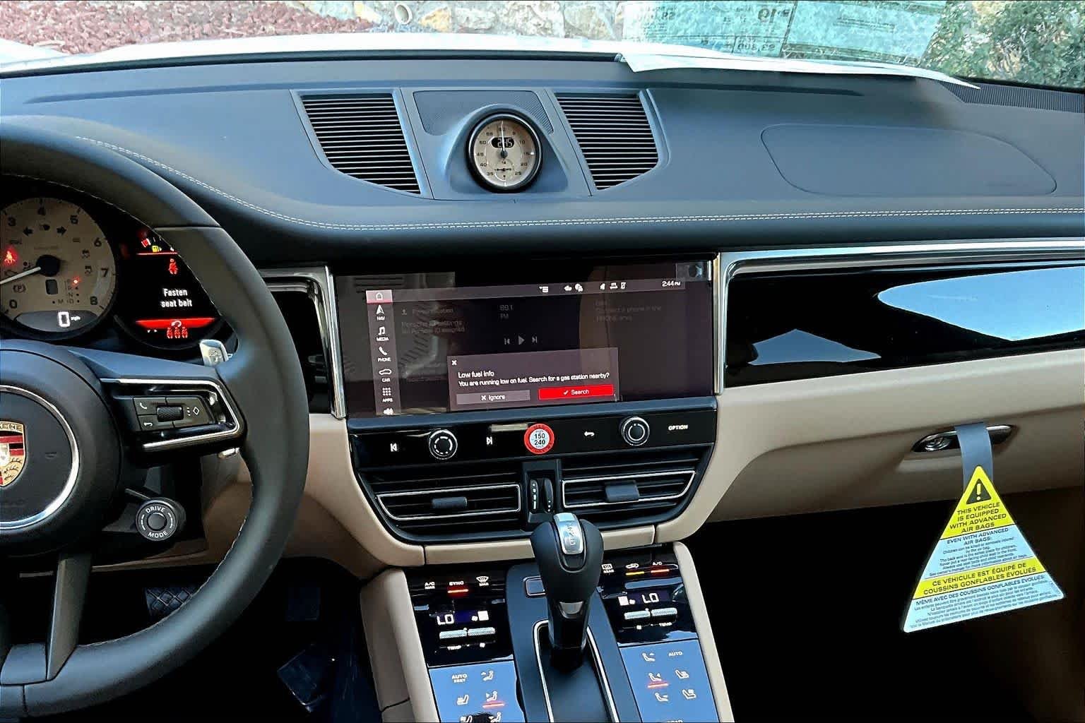 2026 Porsche Macan S - Photo 16