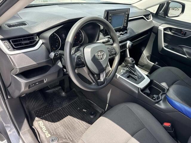 Used 2021 Magnetic Gray Metallic TOYOTA LE image 17