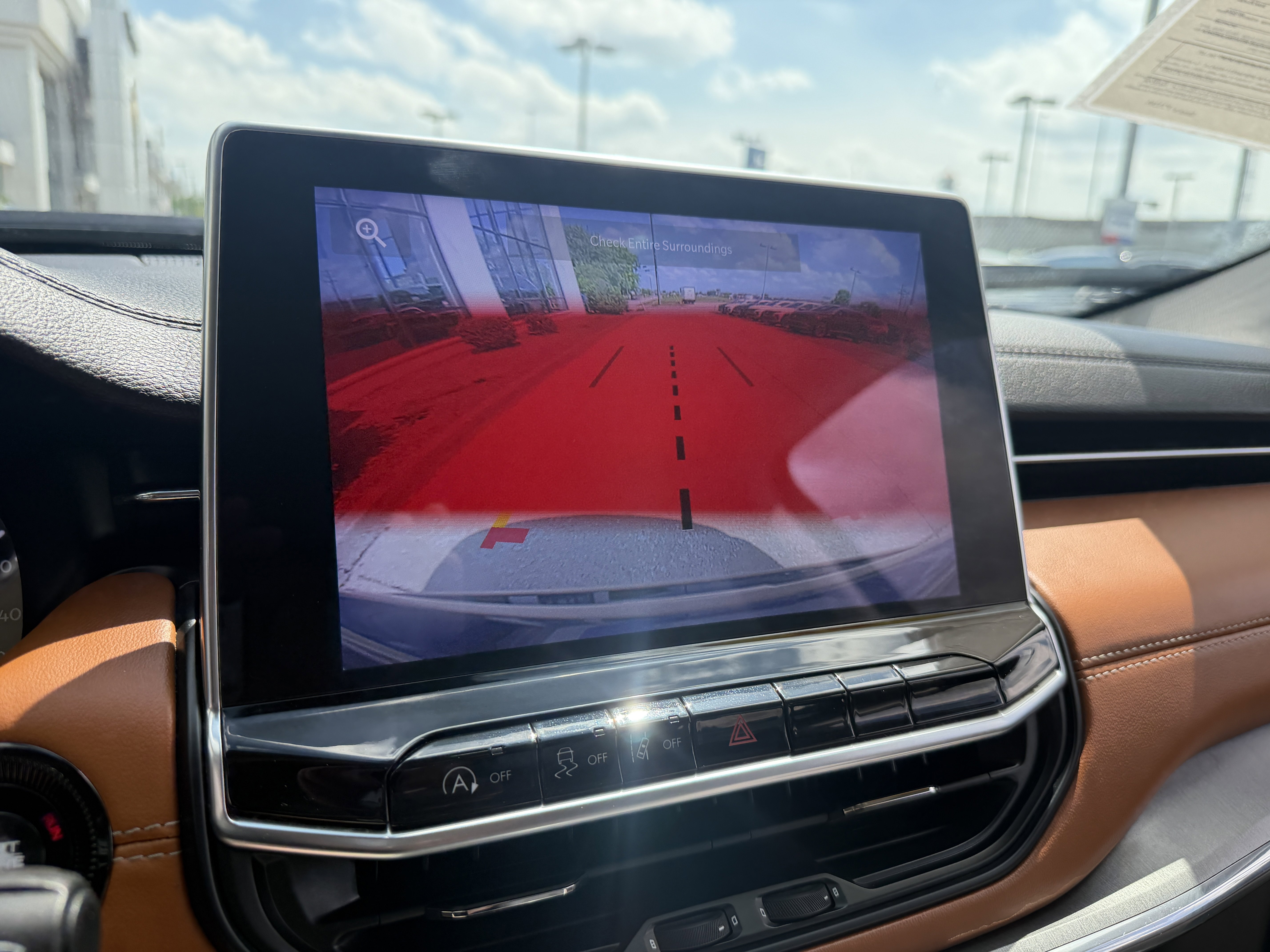 Used 2022 Diamond Black Crystal Pearlcoat Jeep Limited image 43