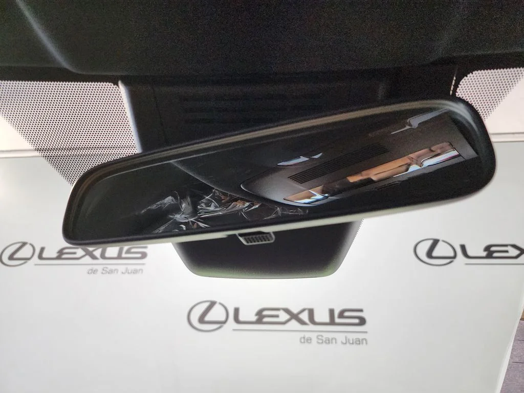 New 2026  Lexus 300h image 20