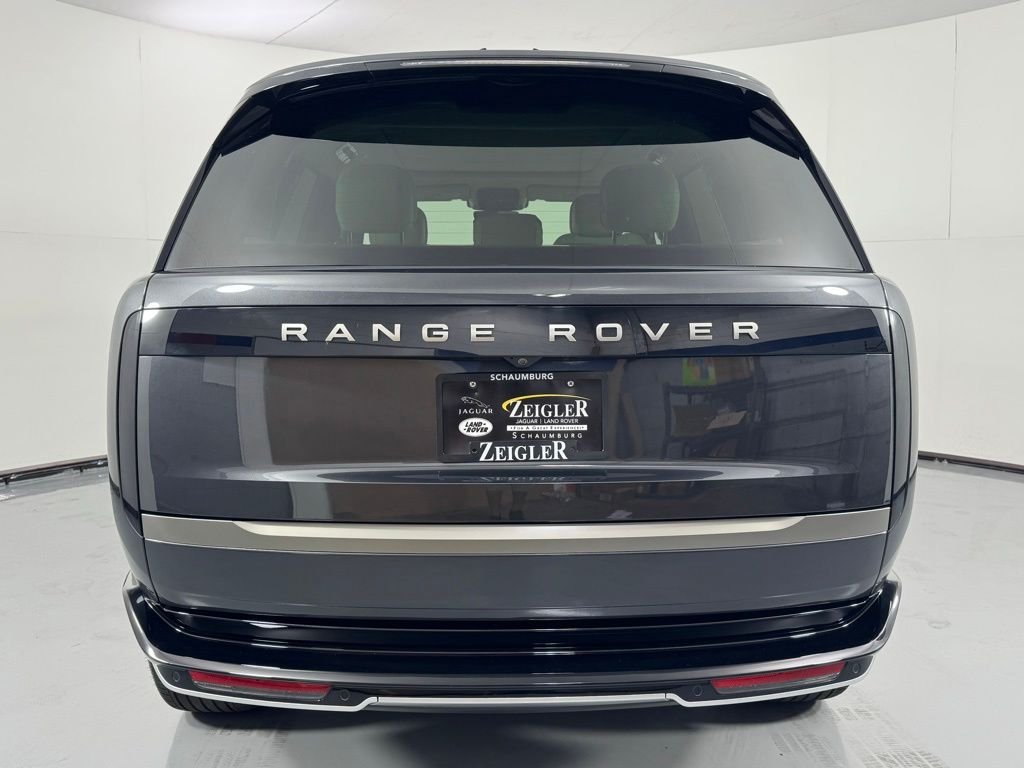 Used 2024 Carpathian Gray Premium Metallic Land Rover SE image 7