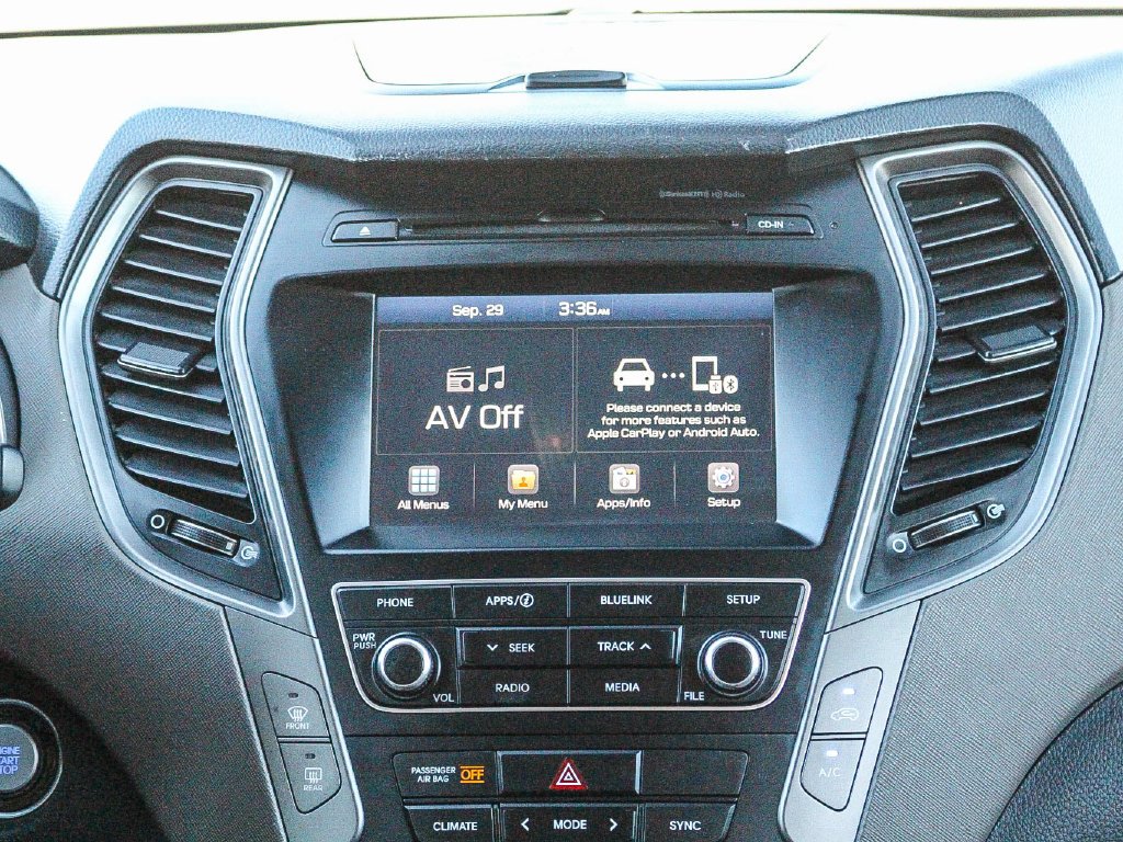Used 2017 Black Hyundai 2.4 Base image 15