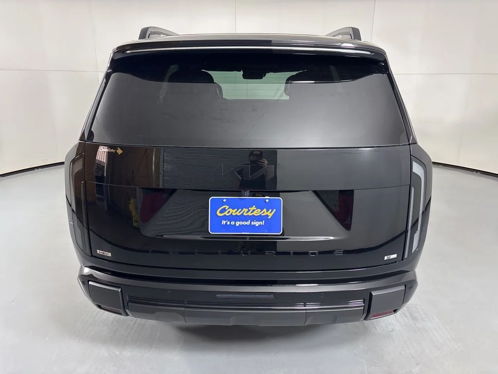 New 2027 Ebony Black Kia X-LINE SX image 7