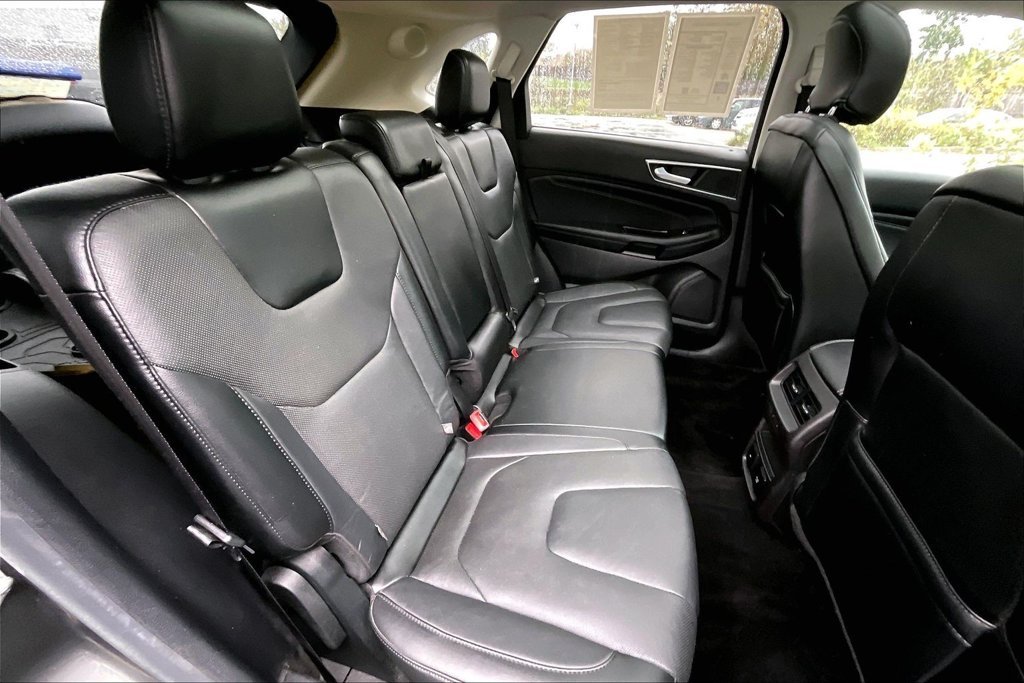 Used 2016 Gray Ford Titanium image 27