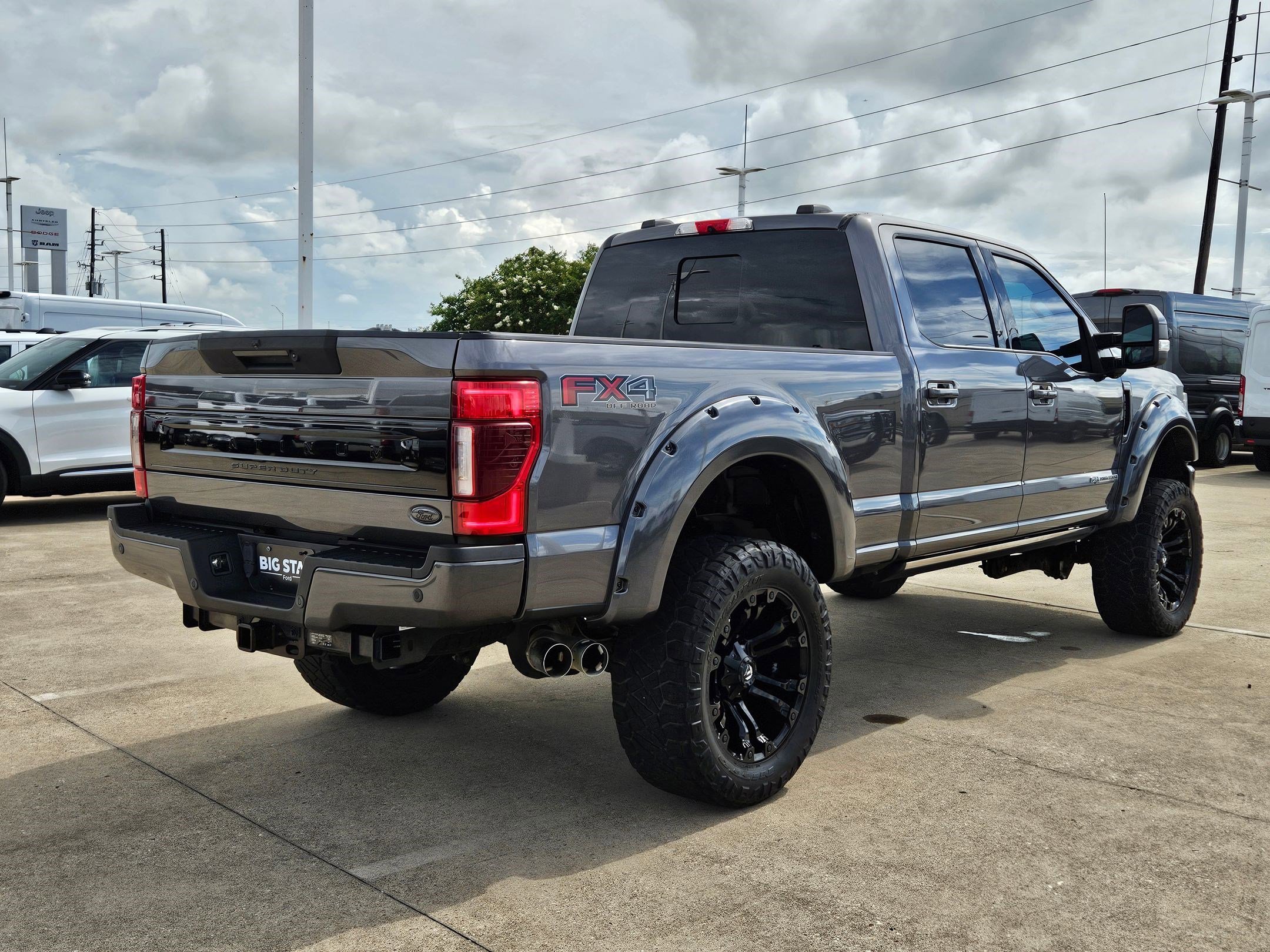 Used 2021 Carbonized Gray Metallic Ford Platinum image 3