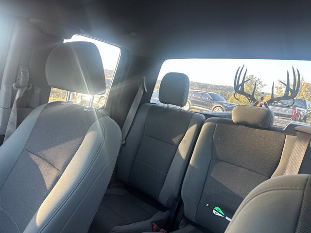 Used 2019 Magnetic Metallic Ford XL image 22