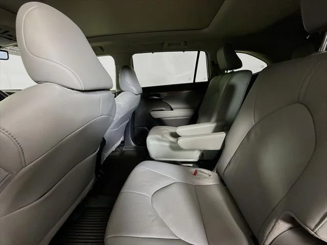 Certified Used 2025 CELESTIAL SILVER Toyota  image 25