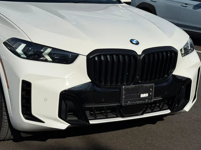 Certified Used 2024 Alpine White BMW xDrive40i image 8