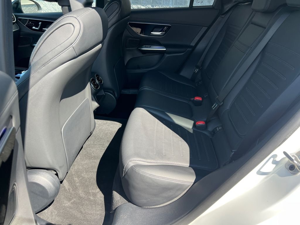 Certified Used 2025 White Mercedes-Benz GLC 300 image 22
