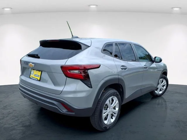 Used 2024 Gray Chevrolet LS image 8